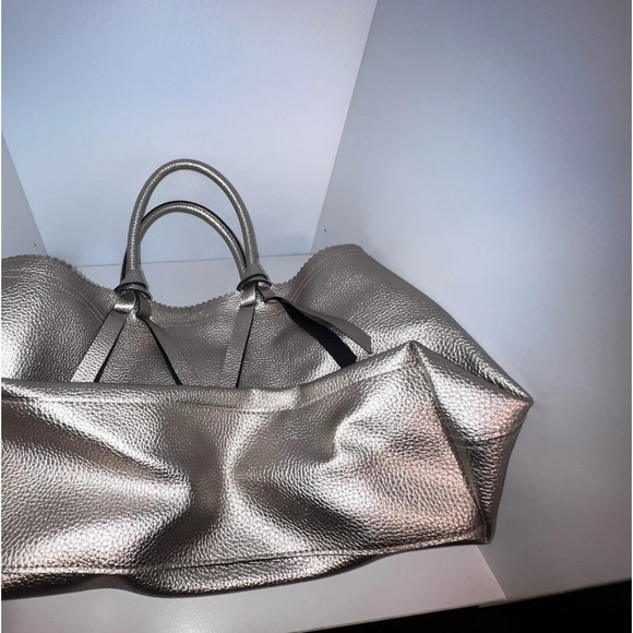 Victoria’s Secret, all gold pebble finish lined satchel w/ gold top zip closure - Picture 4 of 10